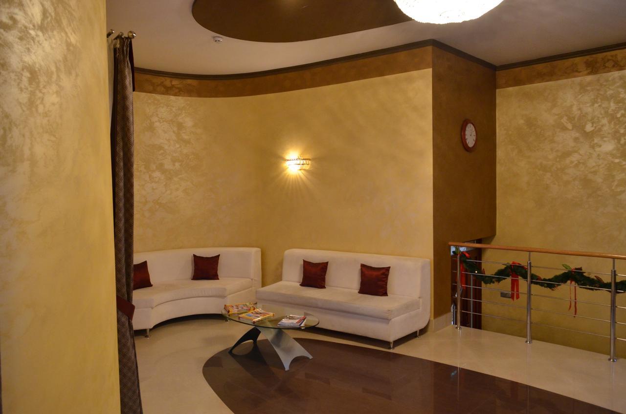 Hotel Serpanok Tyachiv Экстерьер фото